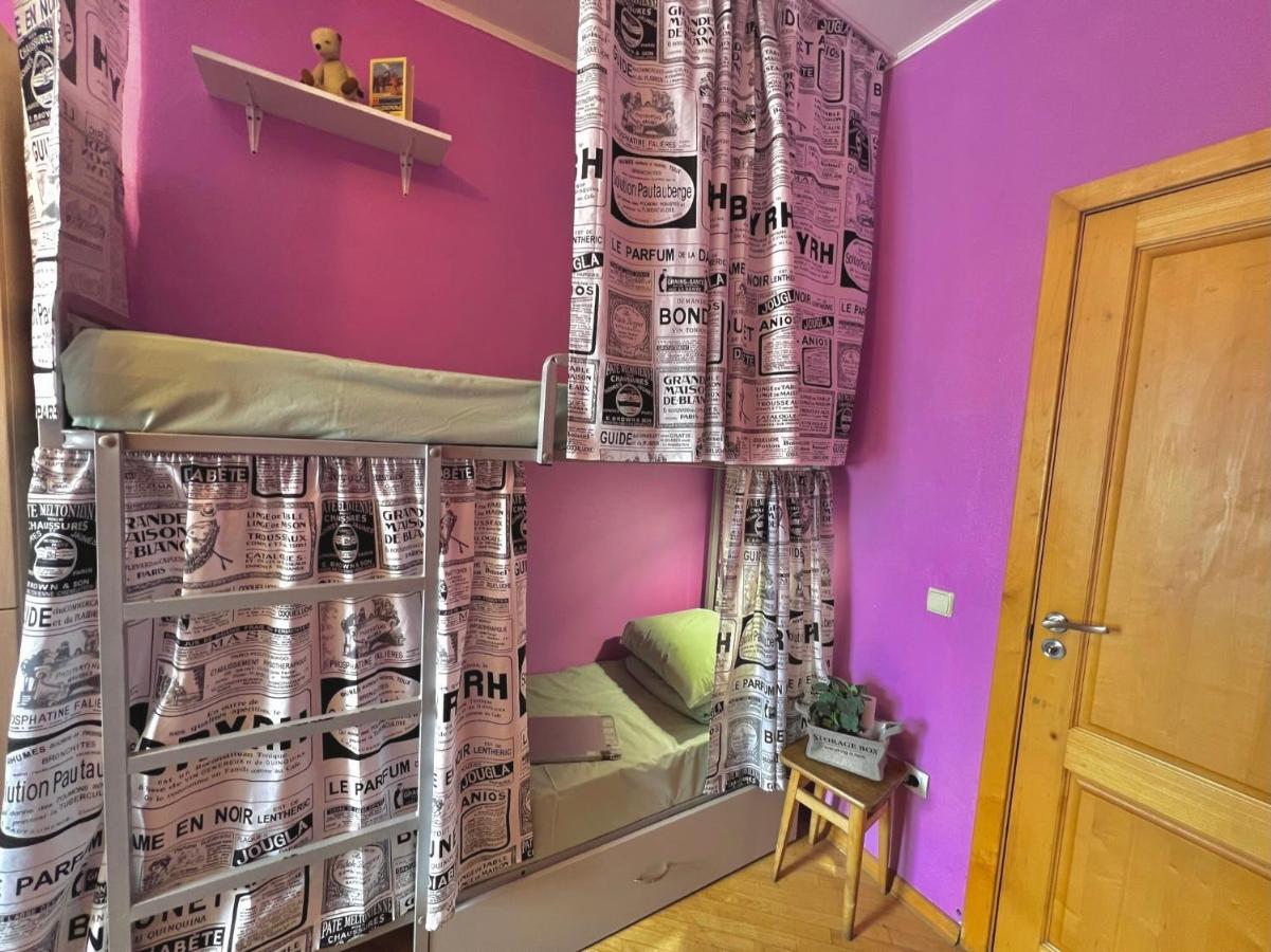 Pechersky Hostel Kiev Bagian luar foto
